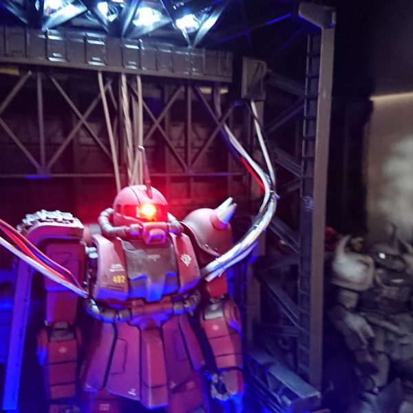 MG箱絵風ジョニーライデンザク ジオラマ風味