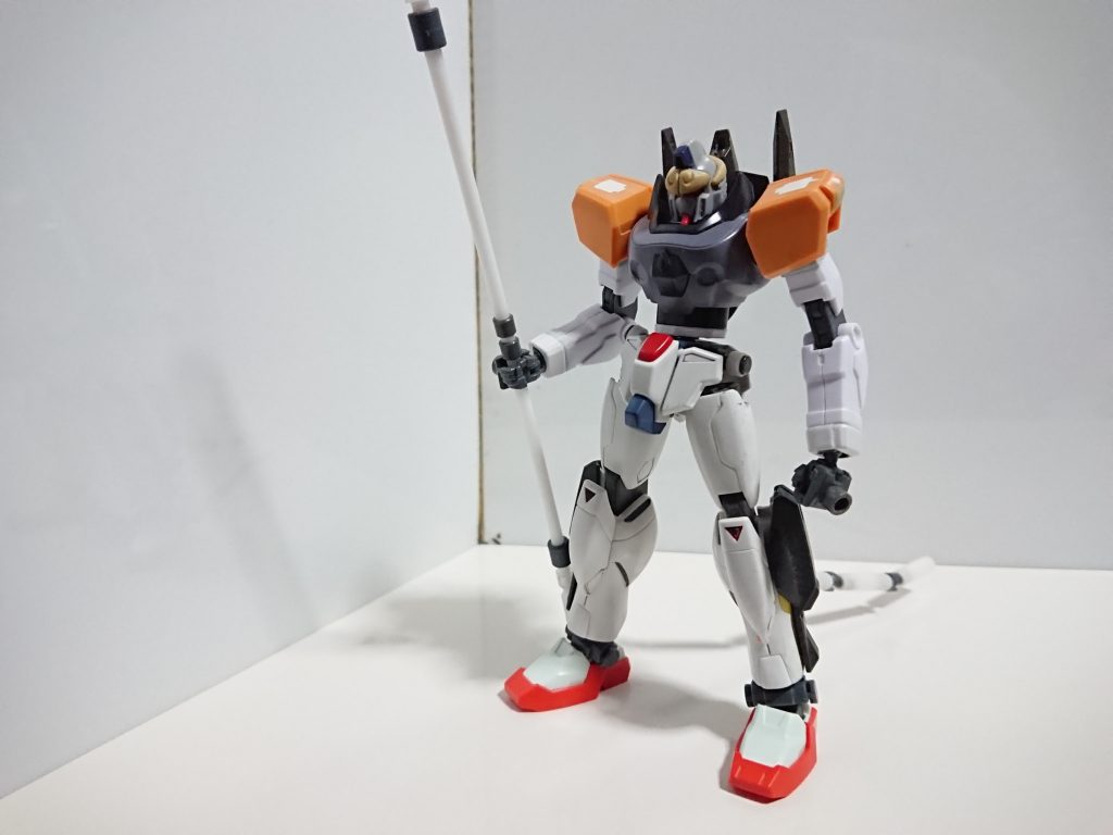 作ってるうちになべかなるべく丸みを持たせ手も伸ばして少し猿に近づけようと思いました。