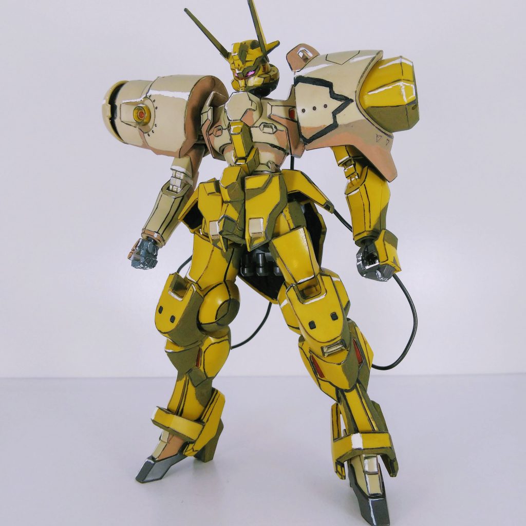 右手首は、ジャンクパーツより流用。ライフルは付いていませんでした。