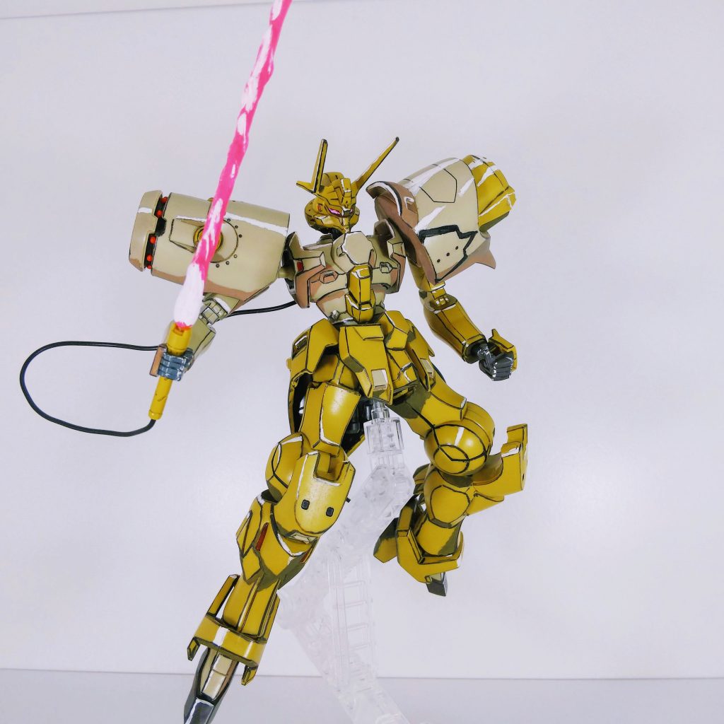 ビームサーベルとビームシールドのアニメ風表現が難しいですね。