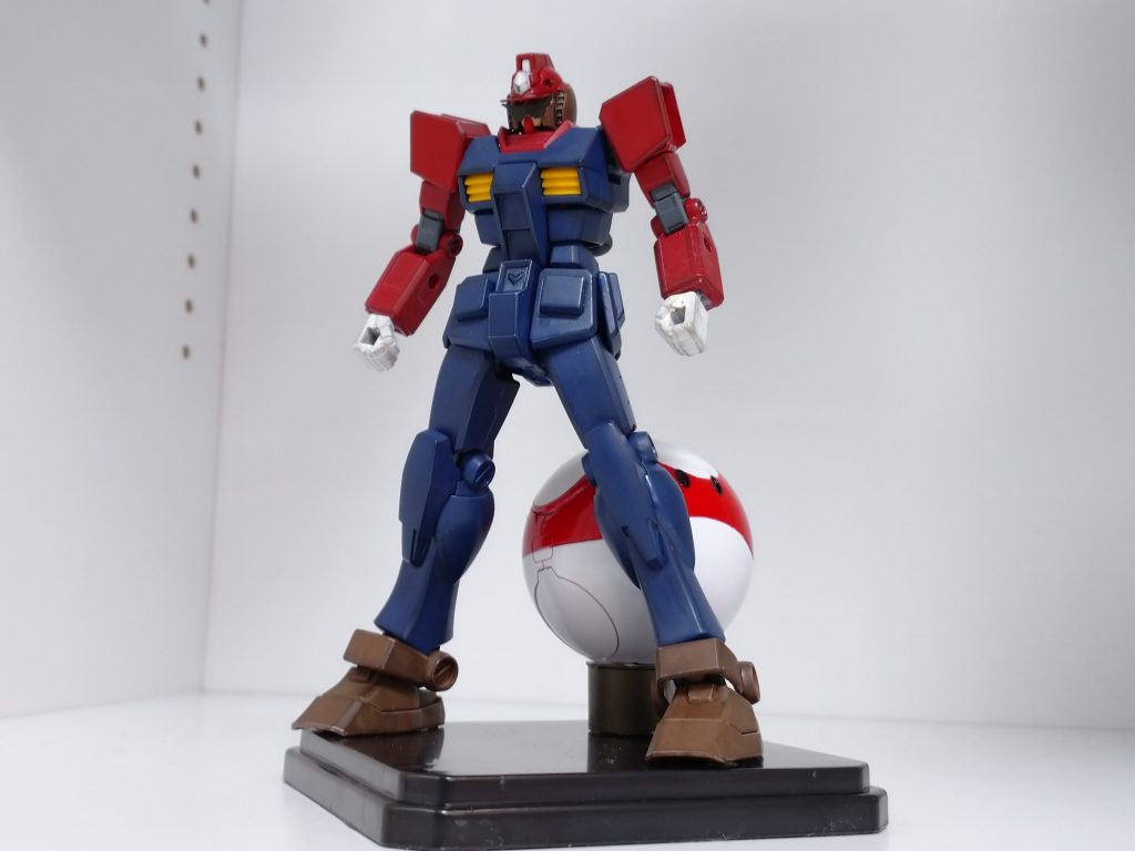 赤いハロは機体性能アップ。