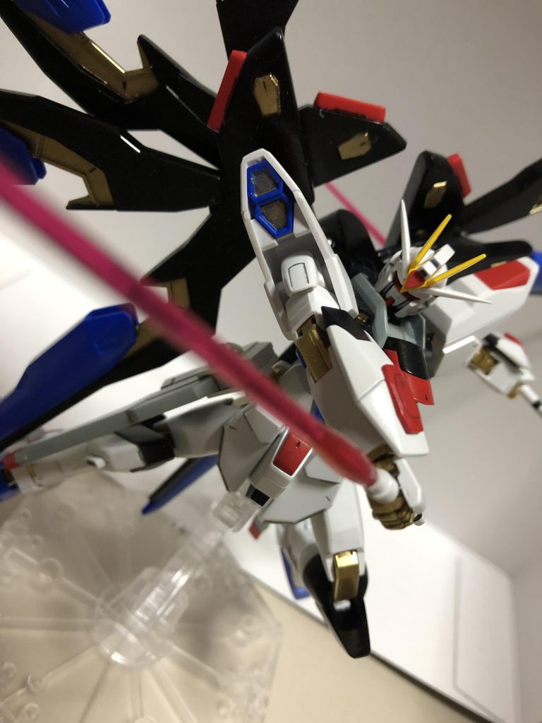 フリーダムといえばの逆手持ちもう少し良い写真撮れたかもしれない