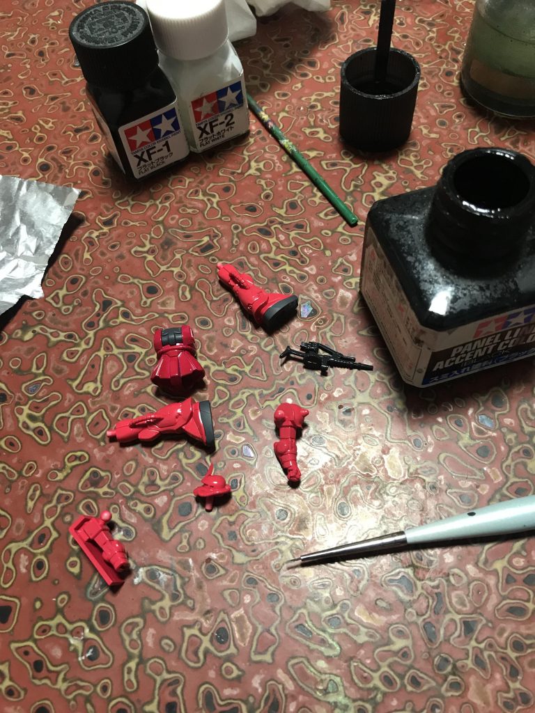 カラーに関してはガルマ☆ザビコさん直伝のカラーレシピで、独特のエロい色彩に挑みましたw😆スラスターはピンバイスで開口し、モールドも筋彫りカーバイト0.1㍉で彫り直してます。