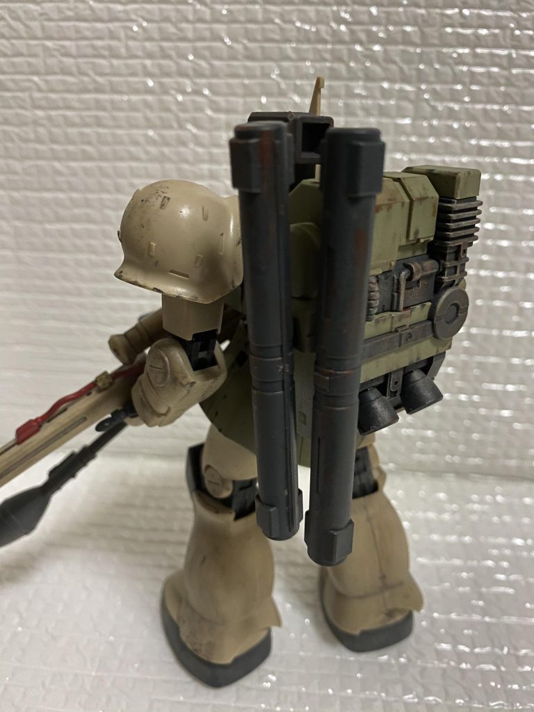 汚しには赤さびやウェザリングマスターフラットブラックを少々使い地上戦をイメージして汚しました。