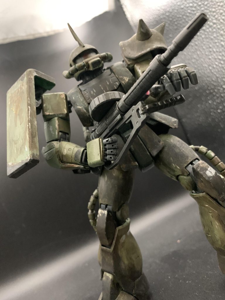 ザクⅡ J–3枚目/制作者：超兄貴