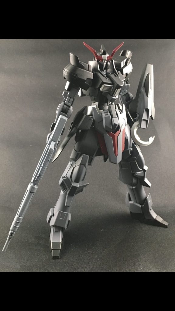 カラーはダークハウンドを真似たのですが、どこかアキレス・ディードっぽくもありますねBF系のアニメで、クールな女の子がこういうガンプラ使ってたら恋しちゃいそう