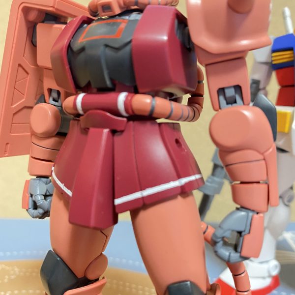 HGUCシャア専用ザク