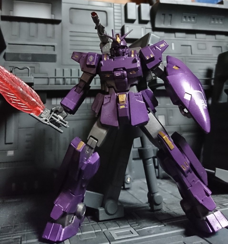 いつも使ってるメタルレッド&ブルーを混ぜてメタルパープル今週もなんとか２つ完成・・・('ω')