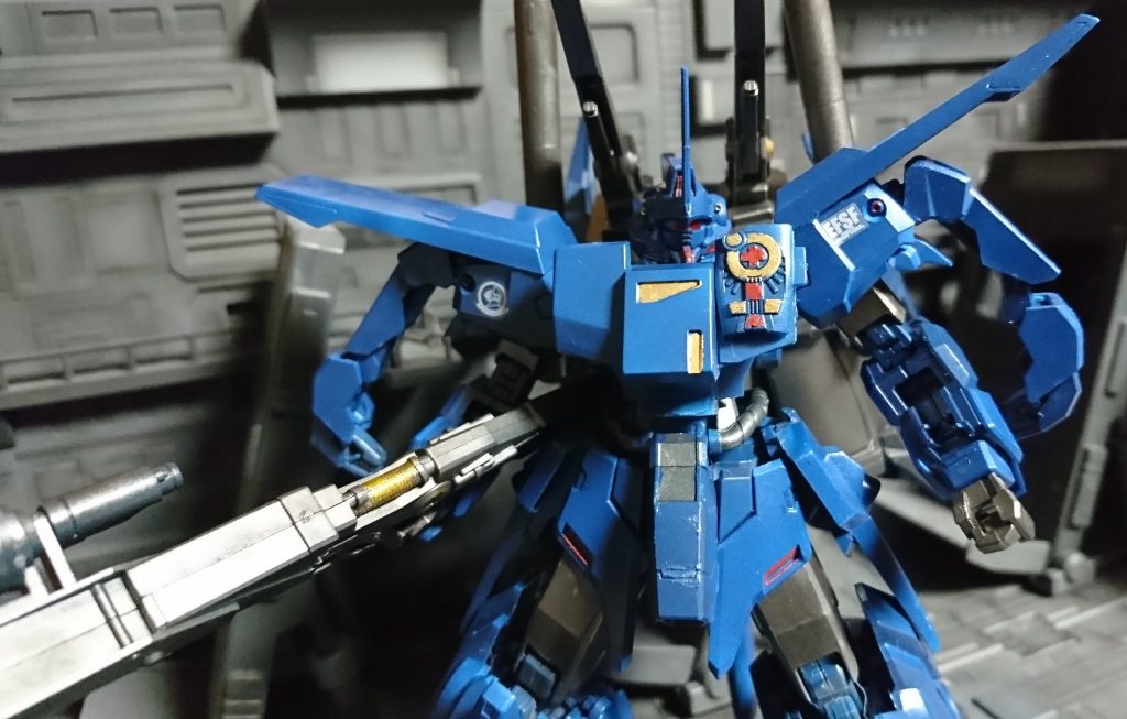 ツェアシュテールングリッター–2枚目/制作者：アレス