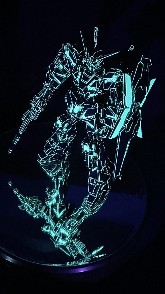 ユニコーンガンダム　ネオンイラスト風塗装–5枚目/制作者：ハシビル