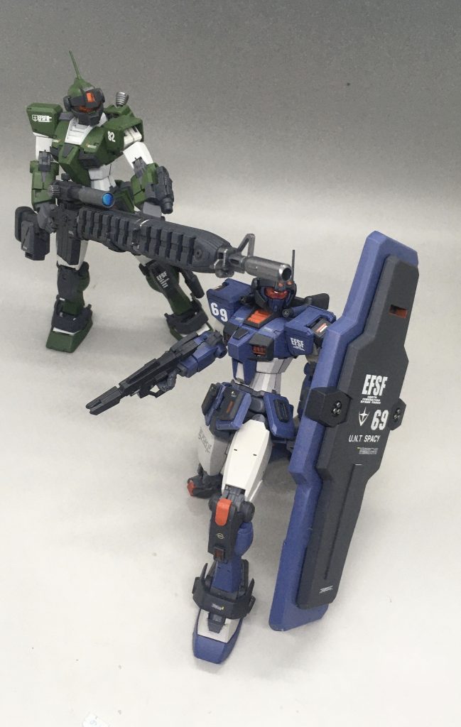 守りつつ闘う、みたいな。