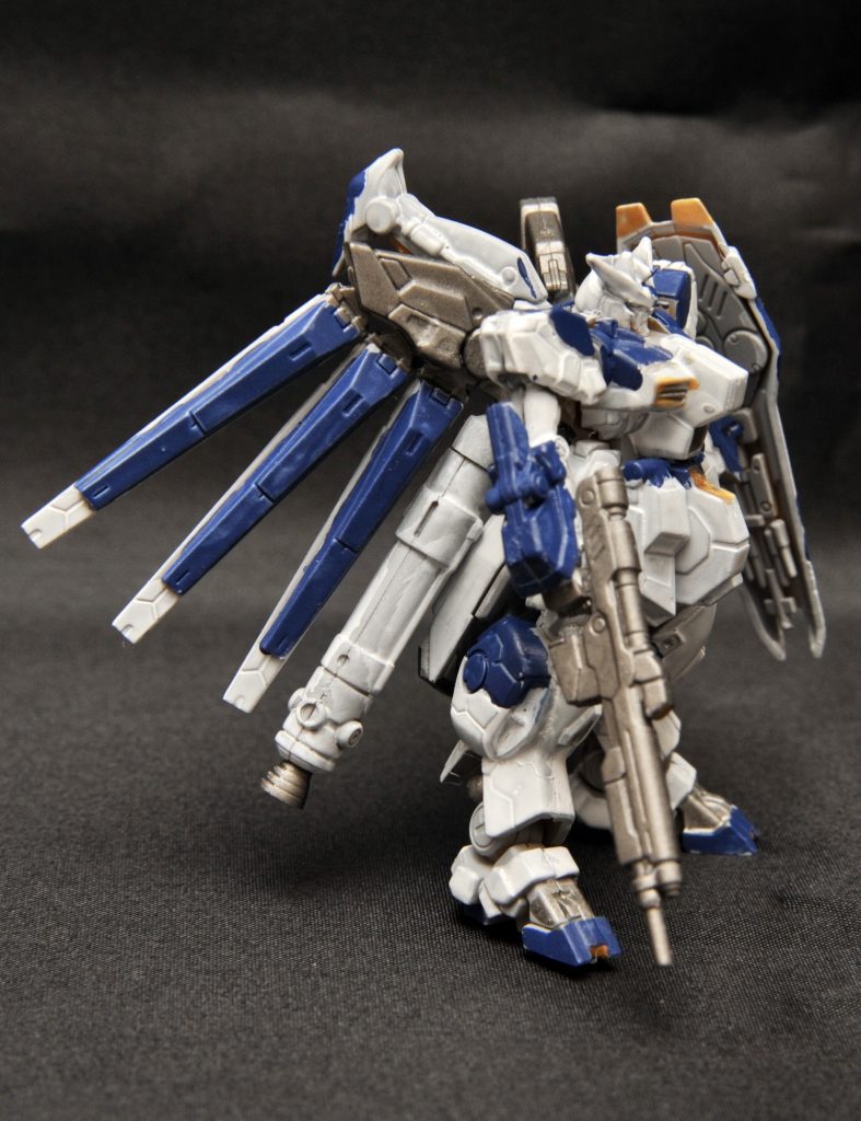 右のサイドショット。ビームライフルはシタデルの「IRON BREAKER」で塗っています。もうちょっと頑張って塗り分けても良かったかな？