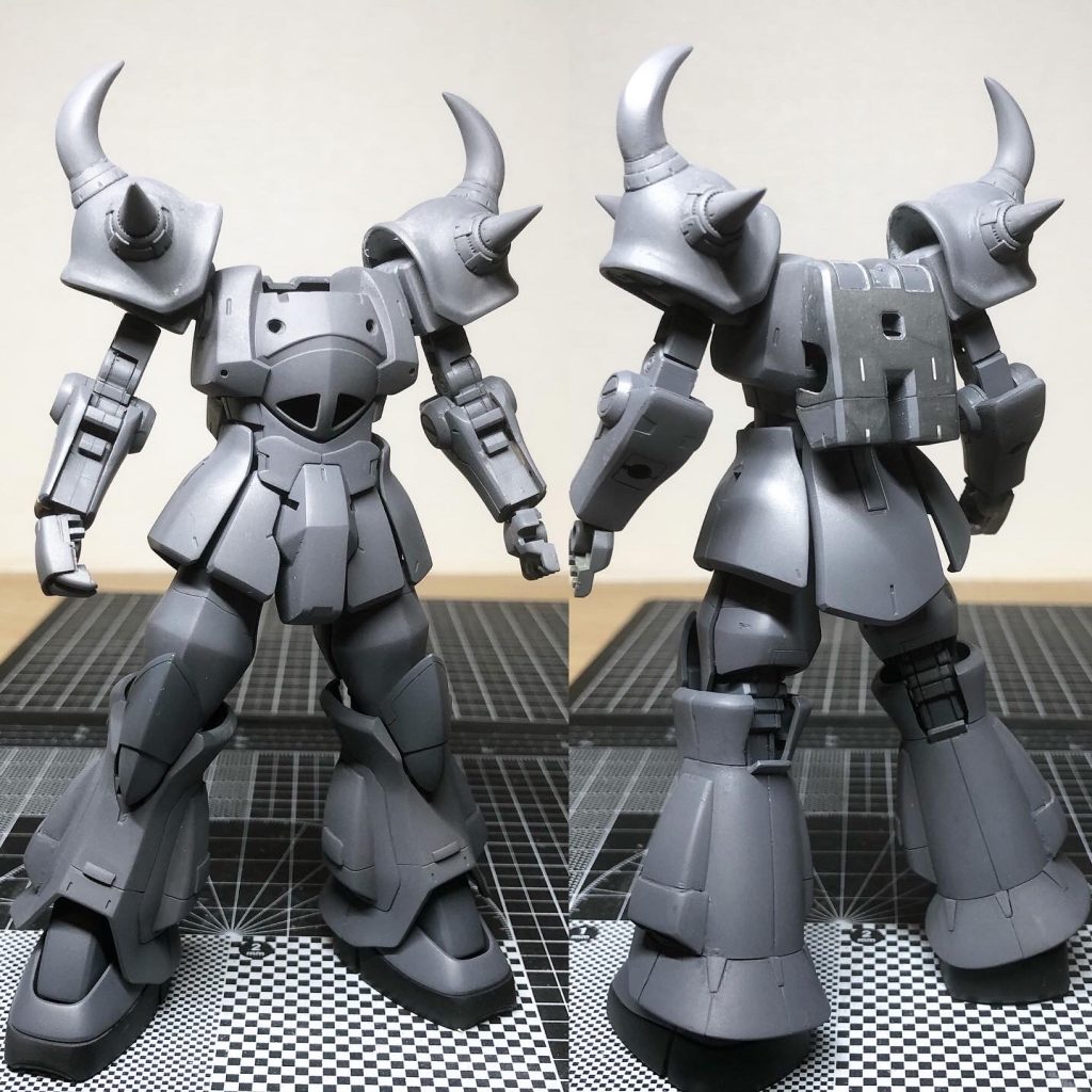 塗装前のサフの状態。スジボリは、最小限にし、面出し、モールド掘り直しに重点をおきました。