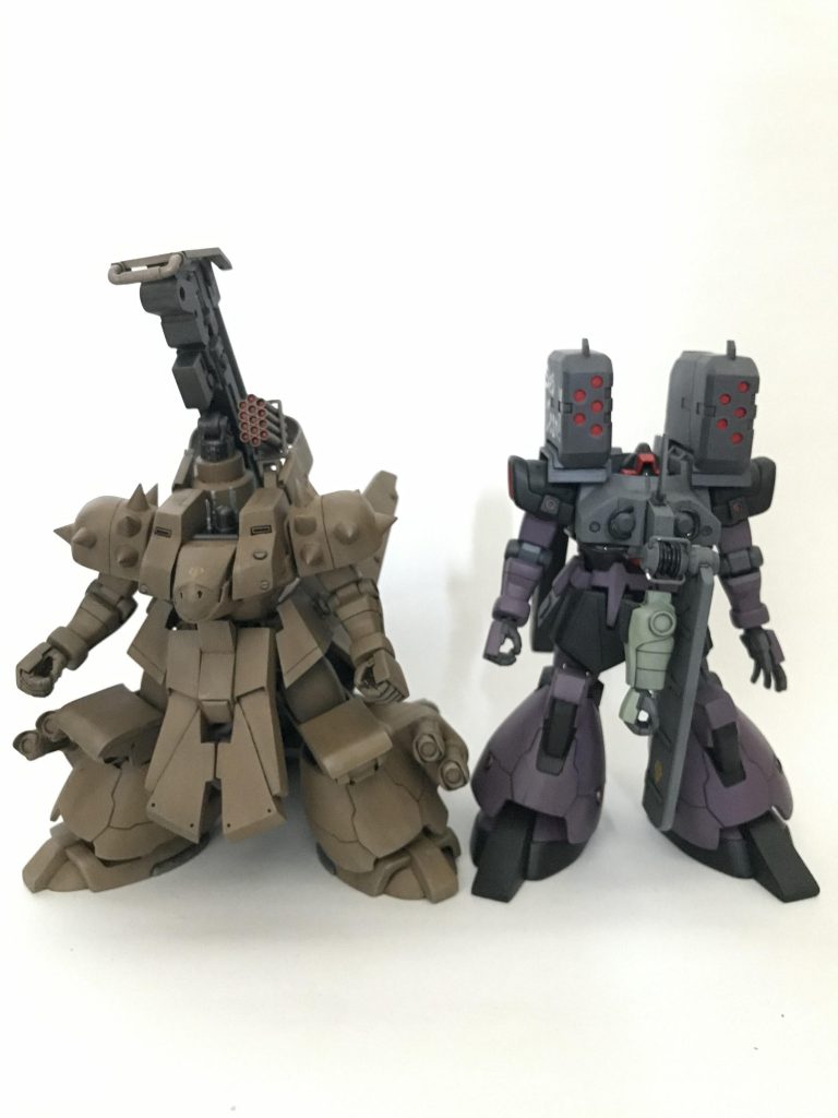 ベースがドム・トローペンだけにサイズはほぼ一緒です*\(^o^)/*次回は、いつも宇宙世紀なので普段作らない初、アナザーからOOのMSVにしようかと思います