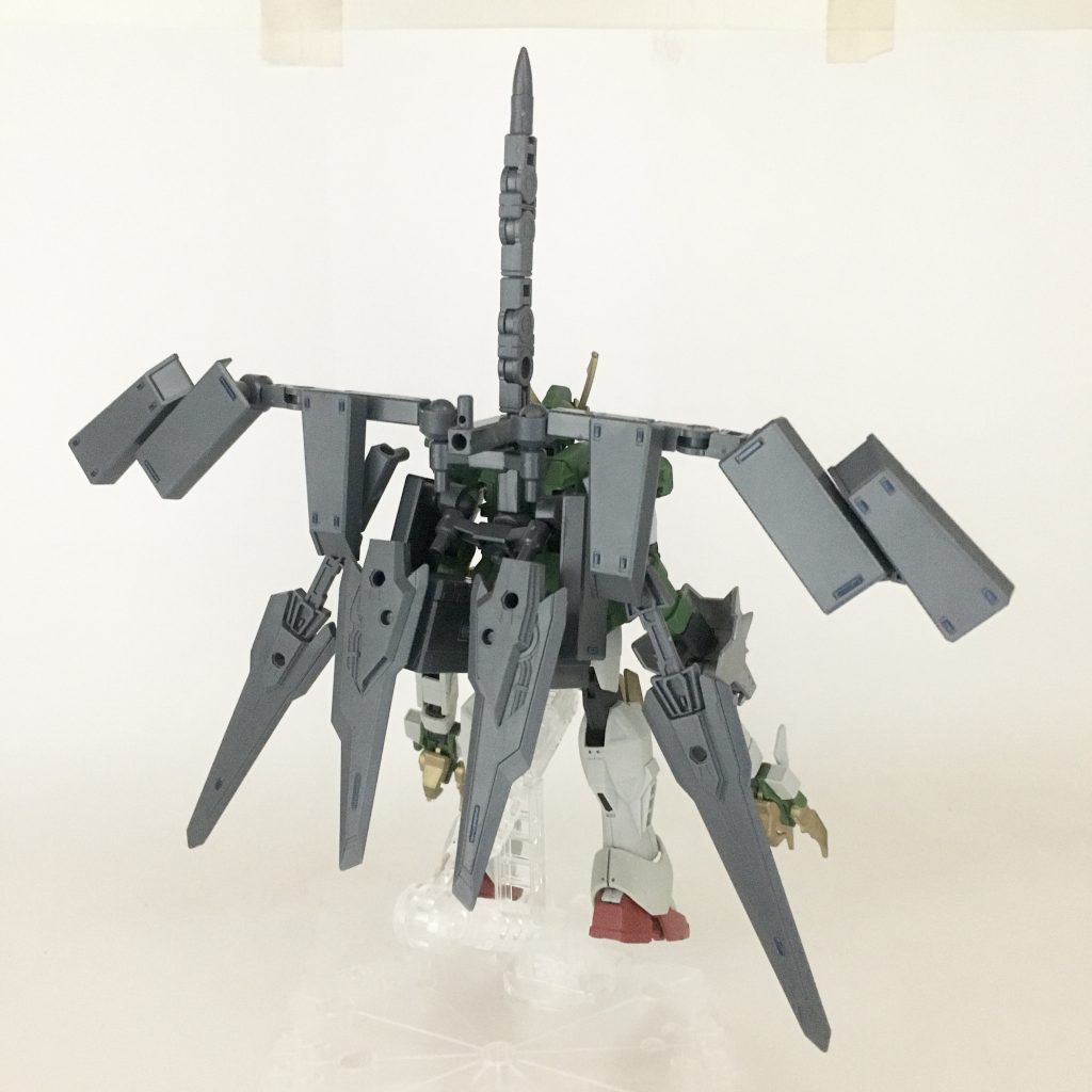 攻撃形態、背面。