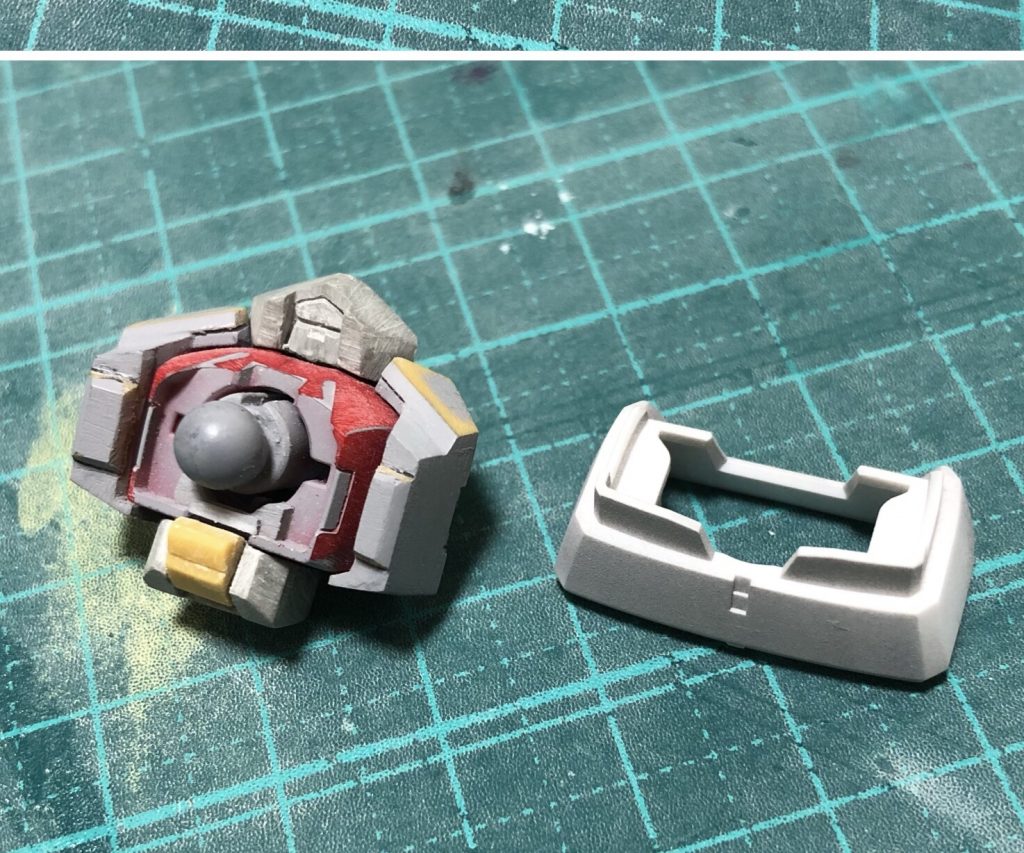 胴体のパーツはディナイアルガンダムのものを使用しています。