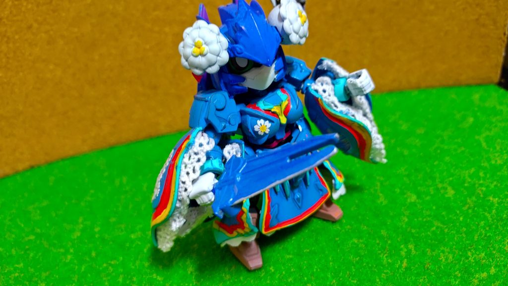 SDガンダムっぽいギミックとして髪パーツの一部を剣として使用可