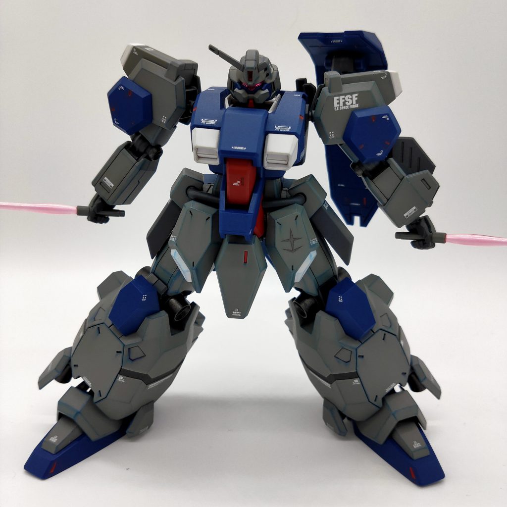 劇中ではすぐにやれちゃうけど、キットは優秀！可動範囲もかなり広いしHGの中でも大型で迫力ある仕上がりです！作っててホントに楽しいキットでした(*´∀｀)