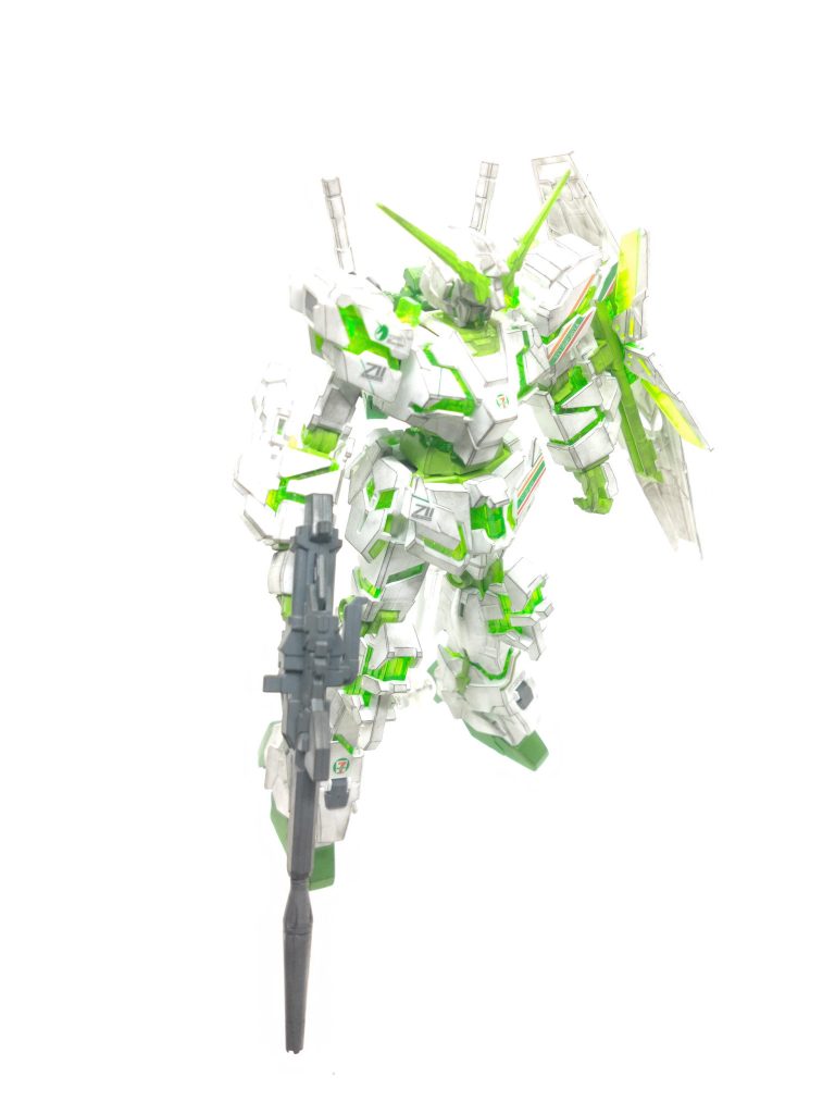 ユニコーンガンダム セブンイレブンカラー–3枚目/制作者：かえる