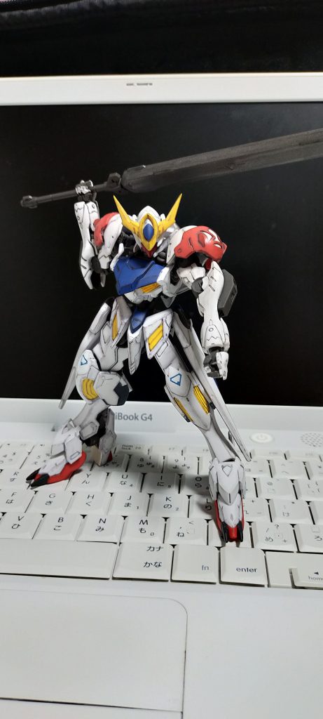 初見は「ガンダム」らしくないとおもってたんですが、出来上がってみればやっぱり「ガンダム」ですね。 