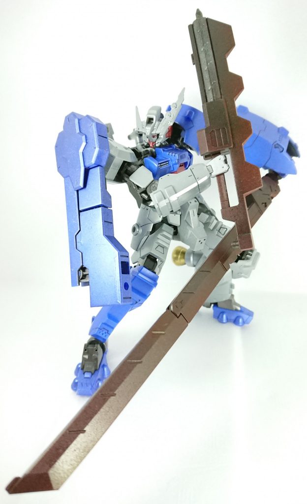 デモリッションナイフとバスタードチョッパーは赤錆をイメージした塗装にしました。