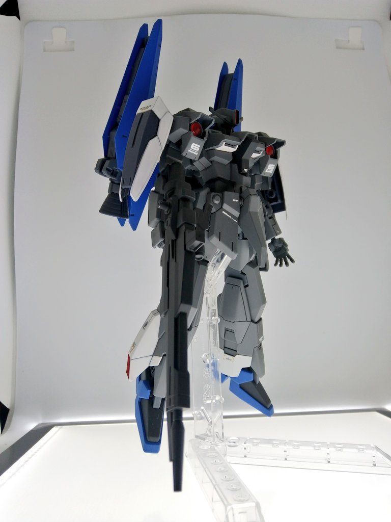 ライフルが長くてブースで上手く取れません(笑)