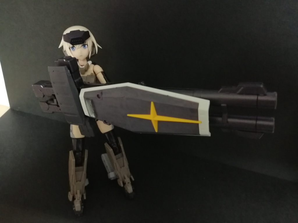 FA:Gにも持たせられましたがウチの轟雷の保持力では腕がすぐに降りてしまいました