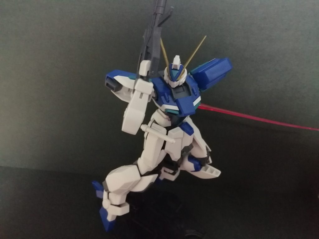 ウィンダム真横～下から撮ると顔がなさけなく見えてしまうウィンダム君