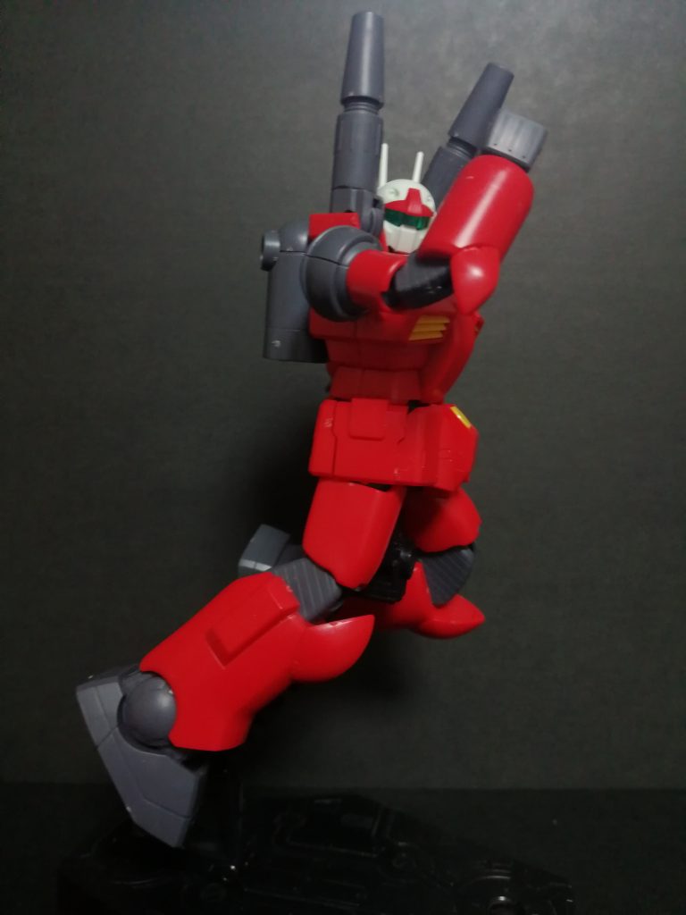 ガンキャノン握り手が無いからアングル変えるたびに手を回さなきゃいけないガンキャノン