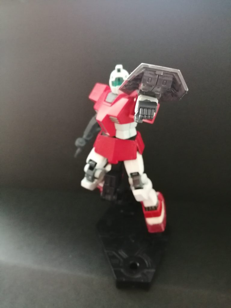 前に起きた事故の話なんですが撮影中にフロントスカートの軸が折れたんですよね…いっつも軸折ってんなぁこいつ