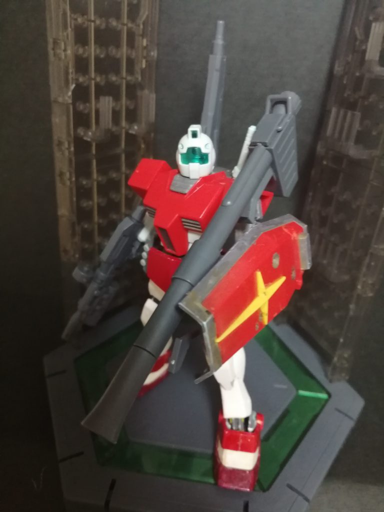 フルアームズジムGE8 ジムGE8重装型 ジムGE8M-TEC　で名前迷い中ビームライフル4連装グレネードハイパーバズーカシールド付属ミサイルハンドグレネード×3ビームハンドキャノン(仮名)Bハンドキャノン付属サーベル(仮名)背部大型ビームライフル(仮名)ビームサーベル60mmバルカン盛り過ぎた気もする