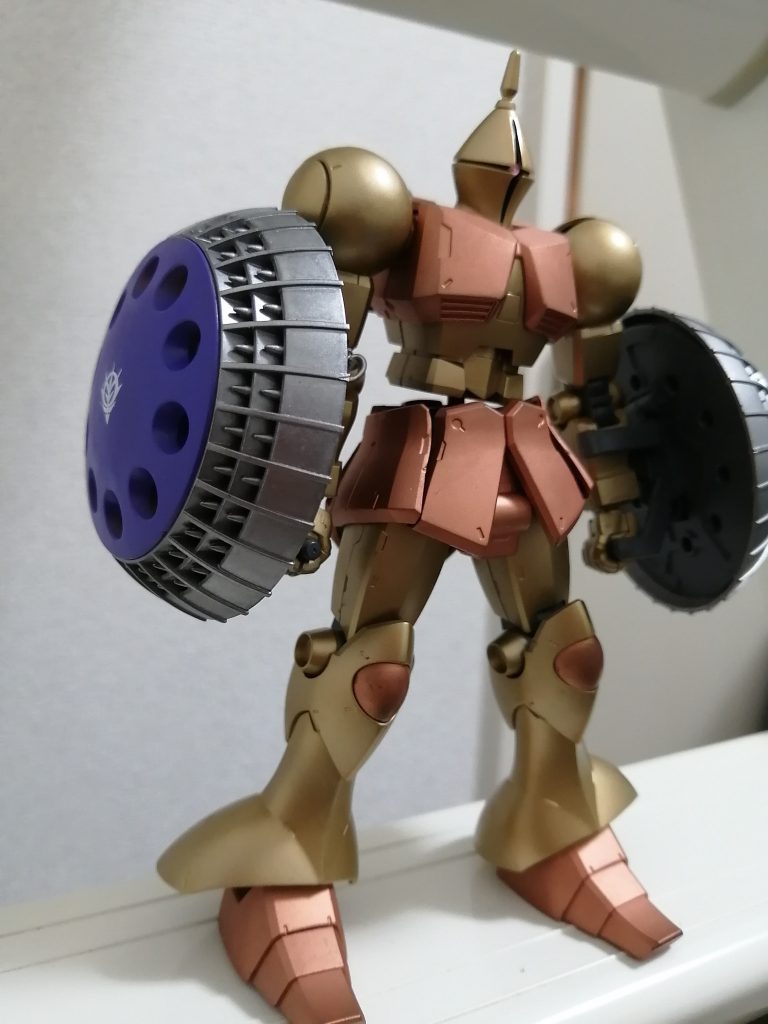 ギャンギャギャン–2枚目/制作者：新人メカニック