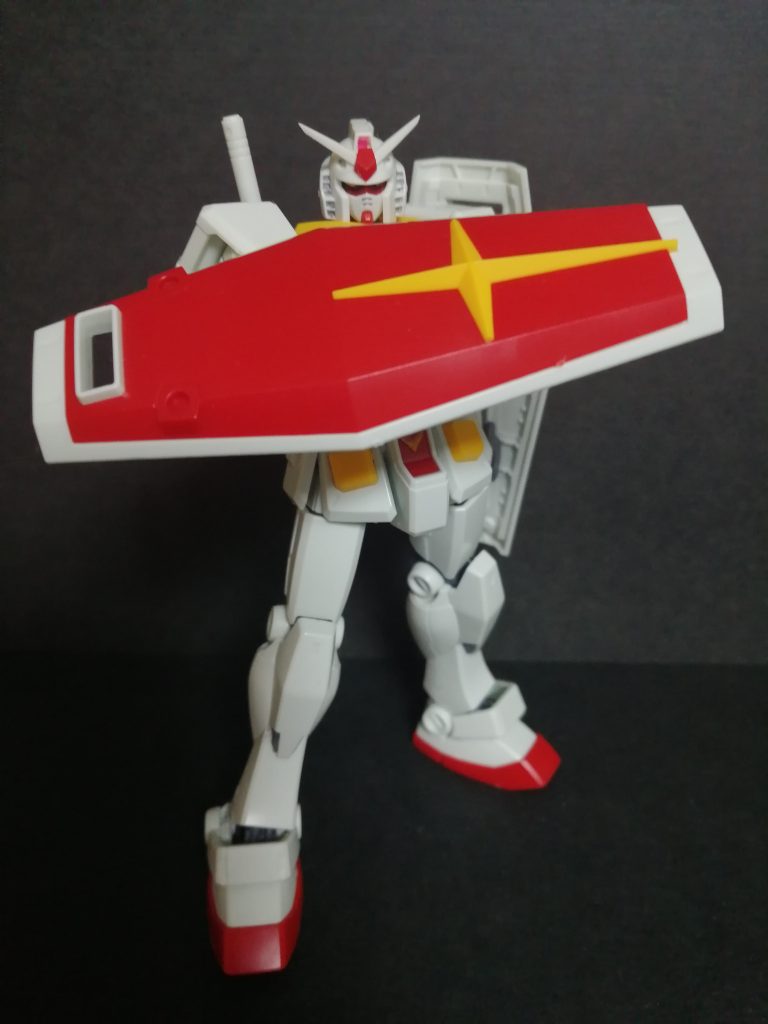 シールド2枚ガンダムこの装備だとなぜかフリージャズを聞きたくなるらしい