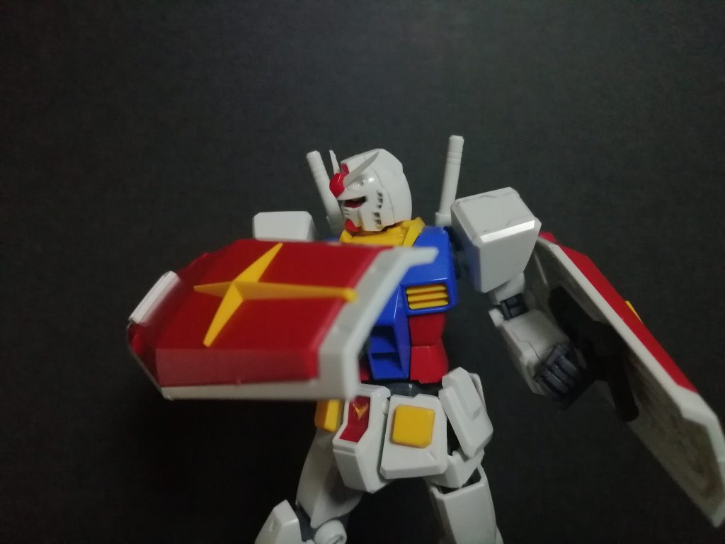 二枚盾ガンダムポージング