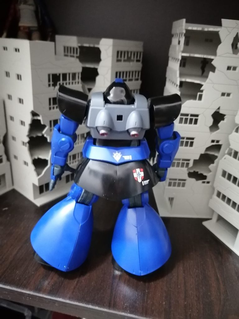 ドム　ランバ・ラル専用機–2枚目/制作者：新人メカニック