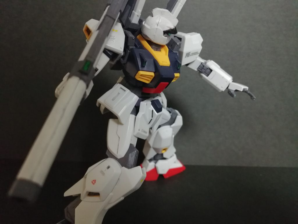 デカール貼って顎が旅立った後の写真も一枚早く帰っておいで顎