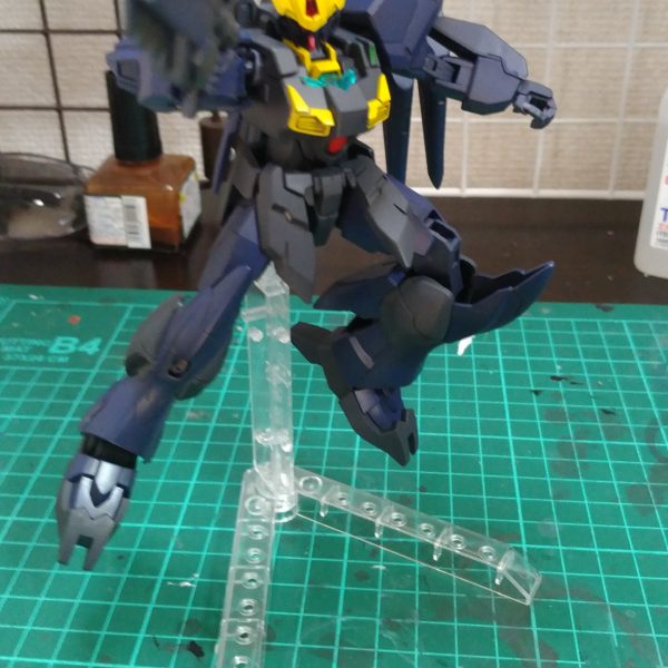 コアガンダム　フェイクニューアーマー