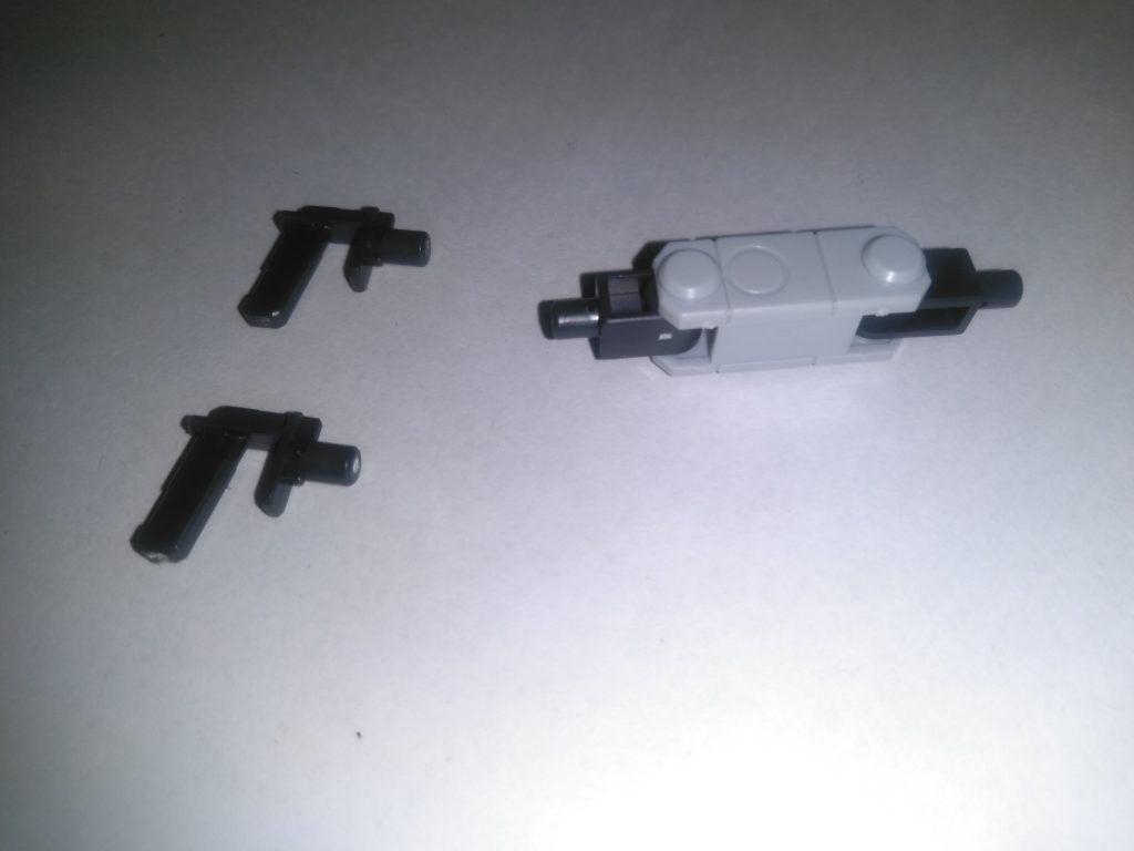 使えそうなパーツバスターライフルは作れる！右の持ち手は上のポーズするときに必要になります使えそうなのは実質左のジョイントとバスターライフルですね