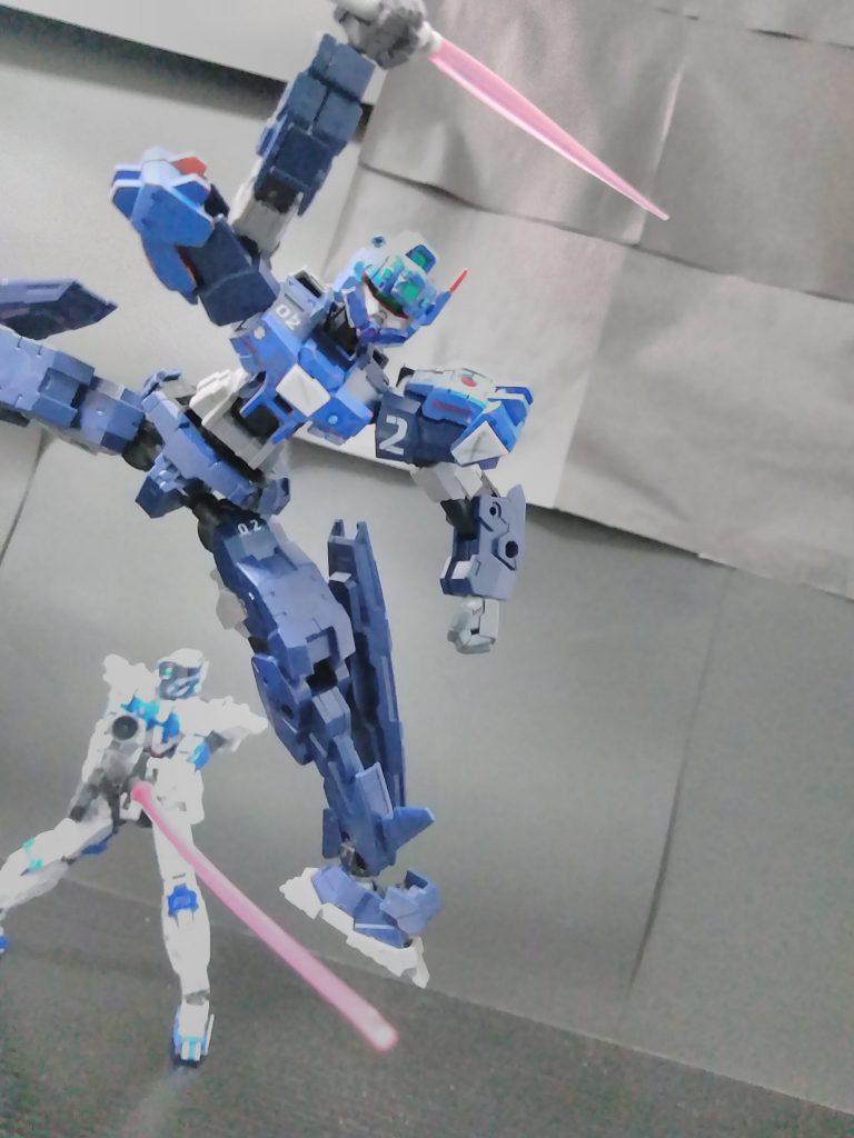 連携攻撃危ないのよ!https://gumpla.jp/hg/685902モビルスナイパーSECONDも