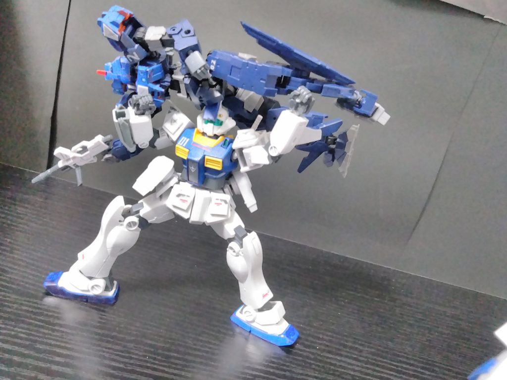 力持ち!https://gumpla.jp/hg/683675https://gumpla.jp/hg/683709 ガンキャノンの方はおすすめです!もとキットがいいぞ!ジムは…以下略以下おまけ ペイルライダーの逆襲!前回からなんと!1ヶ月ぐらい立ってて前回のがどれかもわからないぞ!忘れていました!でも続きありますのでどうぞ!ペイルライダー「着々と進んでるな!次は装甲付けただけみたいな奴だぁ!」ペイルライダー「いた!ん?刀!あれ危ないな…よし!」ペイルライダー「後ろに回り込めたぞ…3…2…1…0!」バサ!摩亜屈「ん?何だ!」