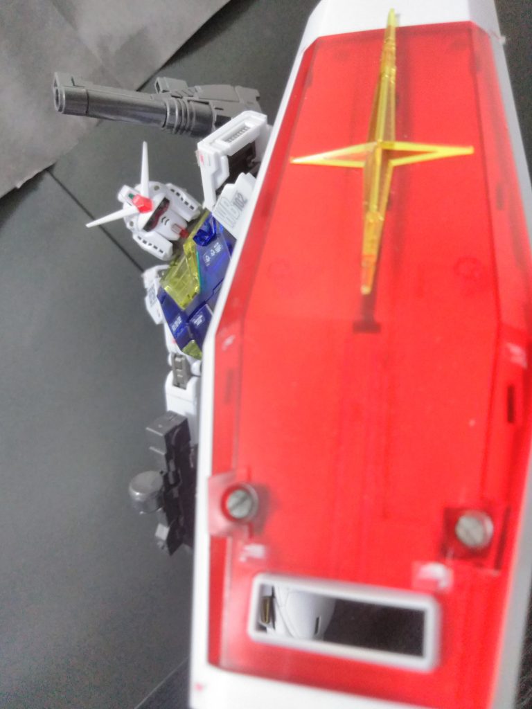 シールドシールドが大きいので迫力ある