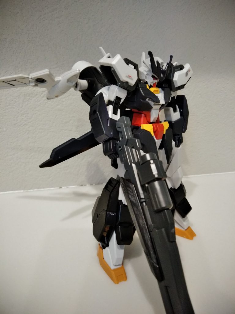 顔がめちゃくちゃかっこいいですよね、ユーラヴェン気に入っているガンマカファントムグレーを中心に筆塗り