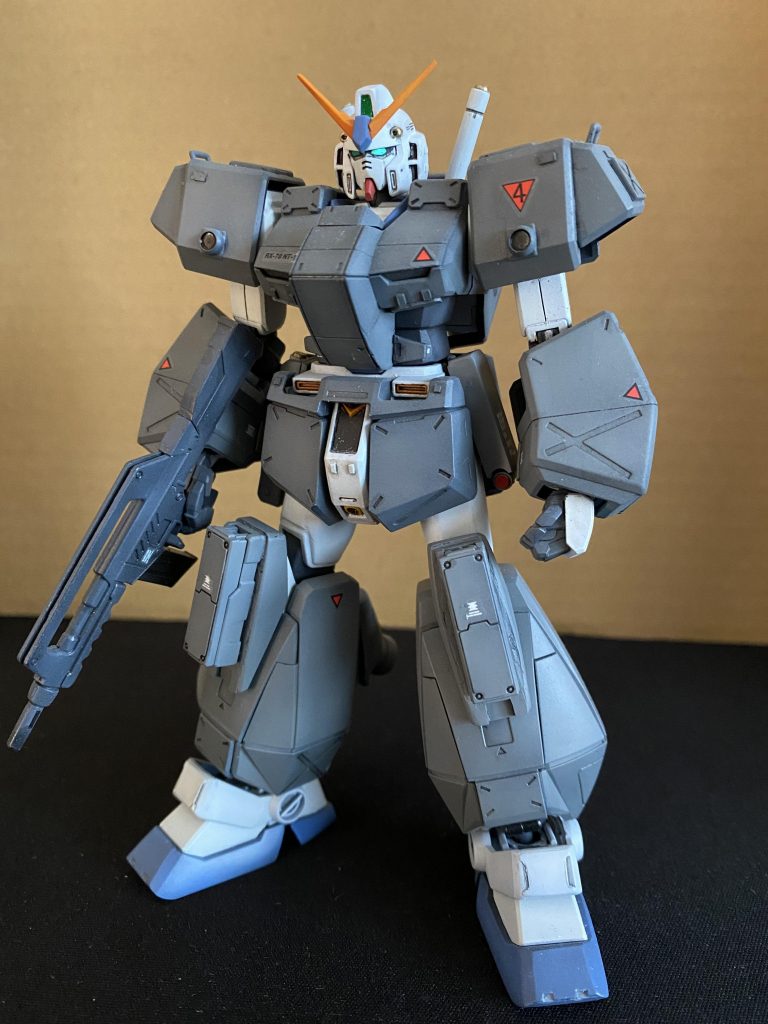 足装甲も追加しています。