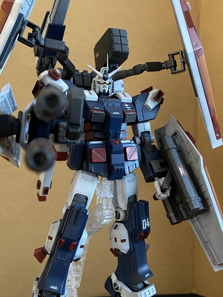 二連装ビームキャノンは延長して、ロケットランチャーのグリップ変更