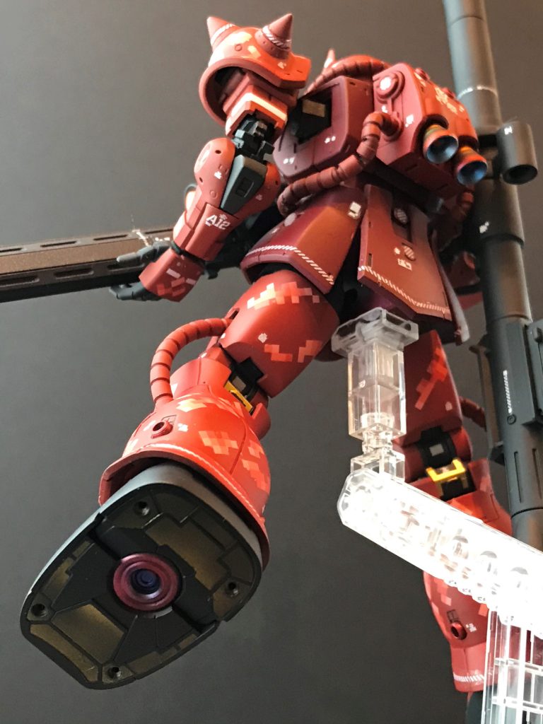 足裏の塗り分けはとても無理そうだったので自作デカールで逃げましたw