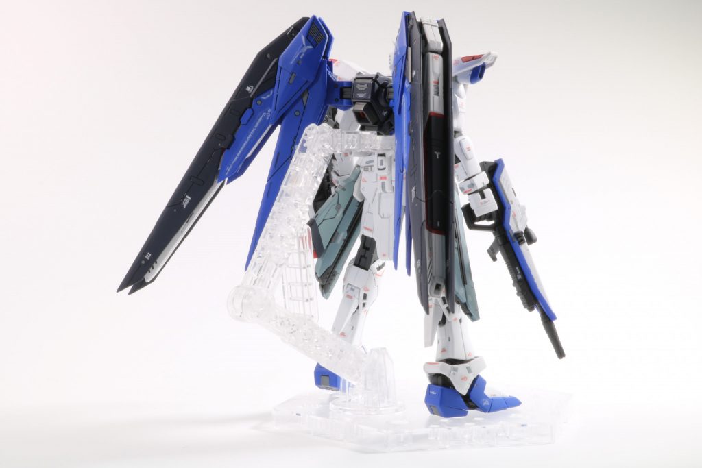 フリーダムガンダム–3枚目/制作者：ズー