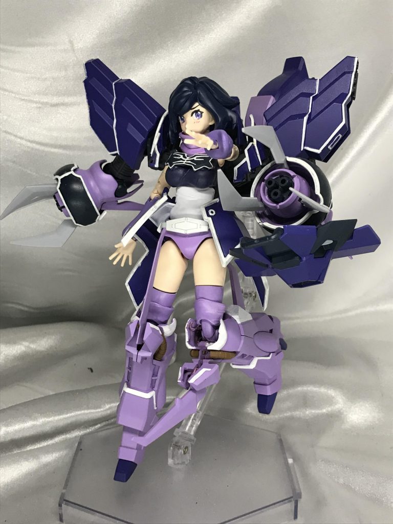 本当はこの絵にビットを付属したかったんですが、豪快に二個ともなくなってしまいました(;゜□゜)白い袖部分は面相筆で塗りました。