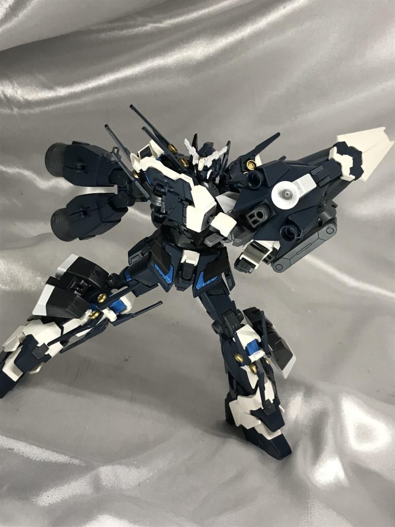 ペガサスガンダム–4枚目/制作者:珠衣明