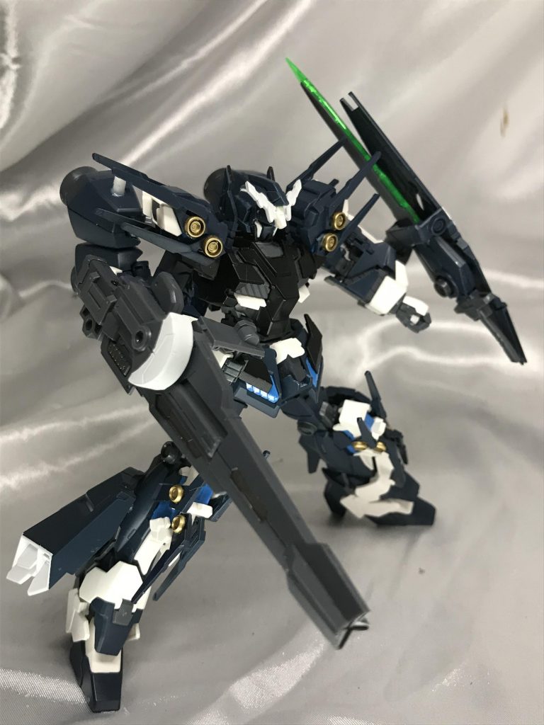 一目で強くなったと見せたかったのでライフルはとにかく大型化です。