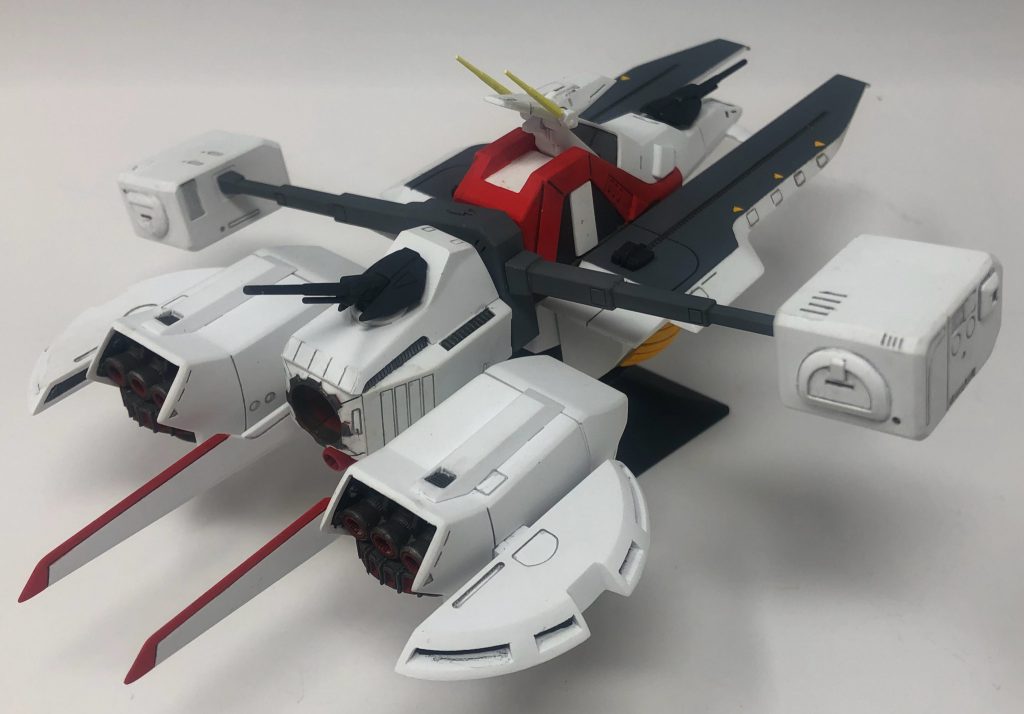 居住ブロックの回転基部とフレームは映画版準拠でグレーで塗装しました。